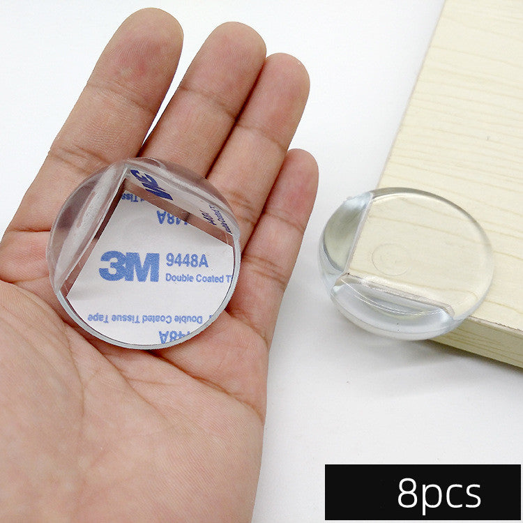 Защитная силиконовая накладка на уголок детского столика